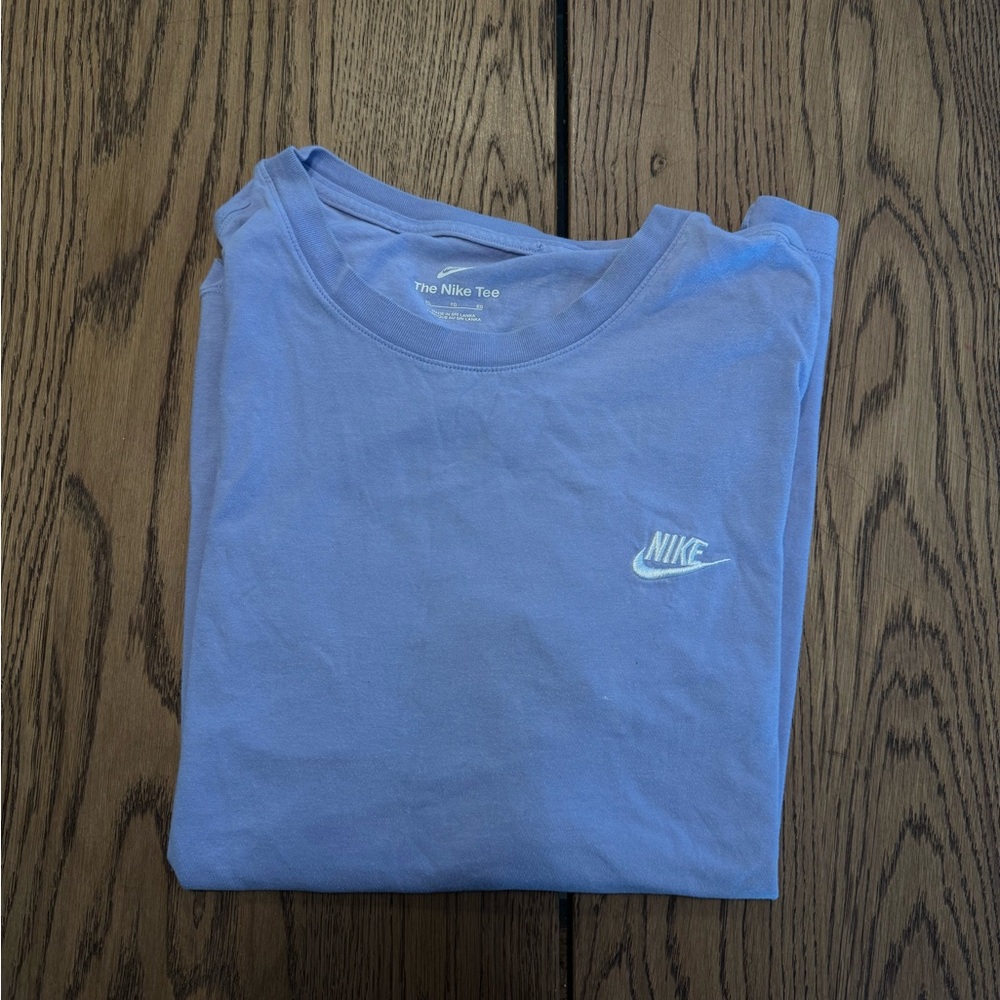 Nike Men's Light Blue Tee